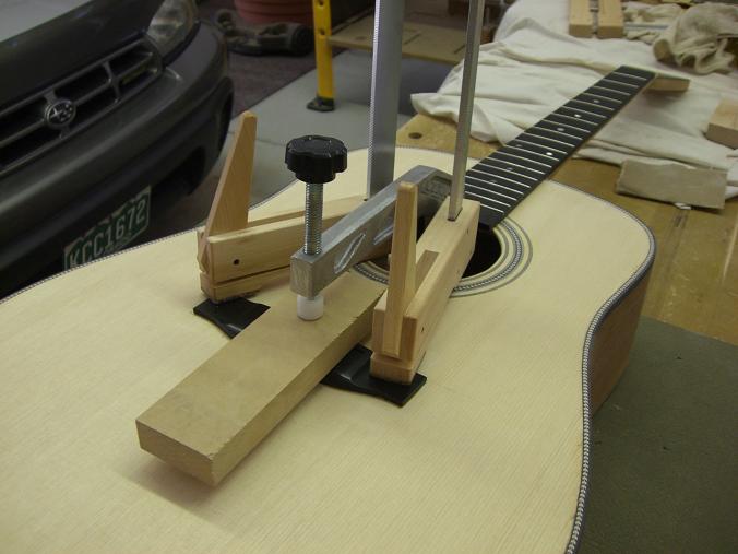 images/woodwork/guitar/gi43